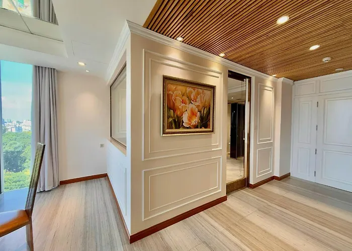 Winsuites Saigon Hotel